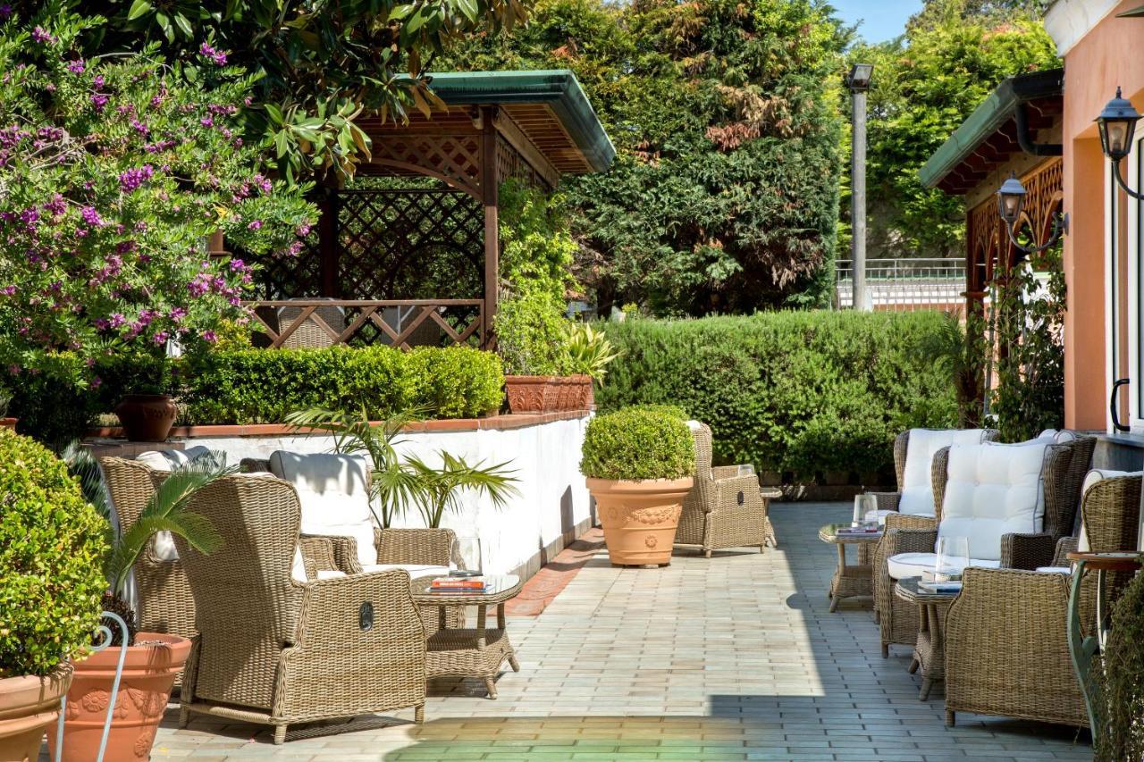 Montespina Park Hotel Naples Exterior photo
