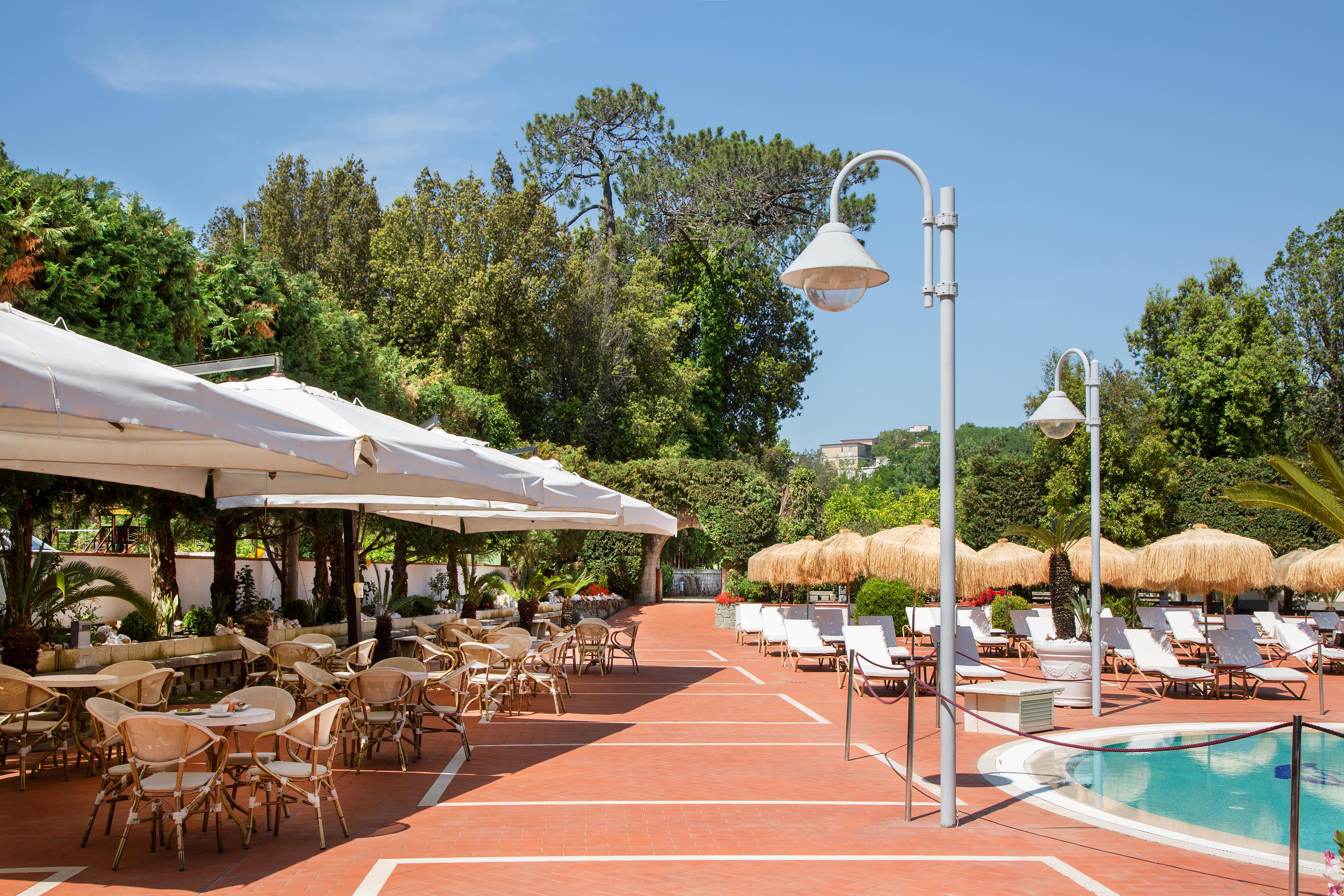 Montespina Park Hotel Naples Exterior photo